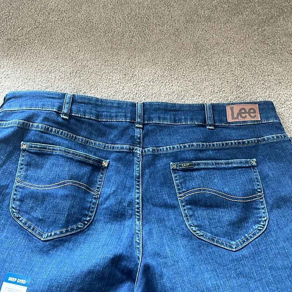 Ladies Lee Jeans! - Picture 3 of 4
